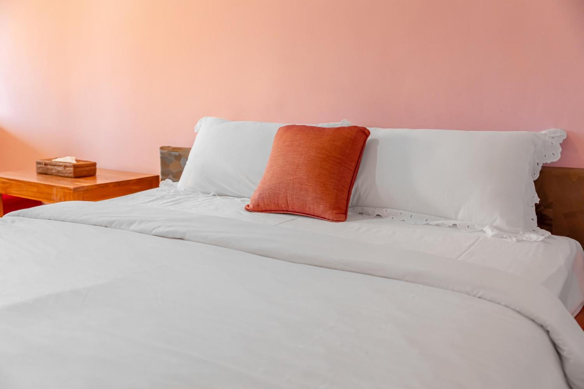 Golden Ocean Azure Hotel Kenting Exterior photo